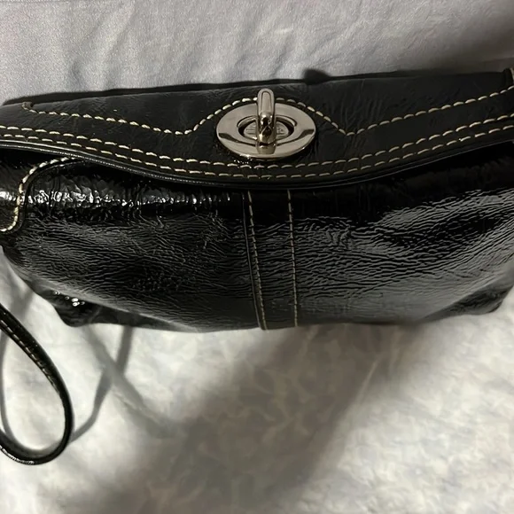 Coach Patent Leather Turn Lock Wristlet - Picture 2 of 8